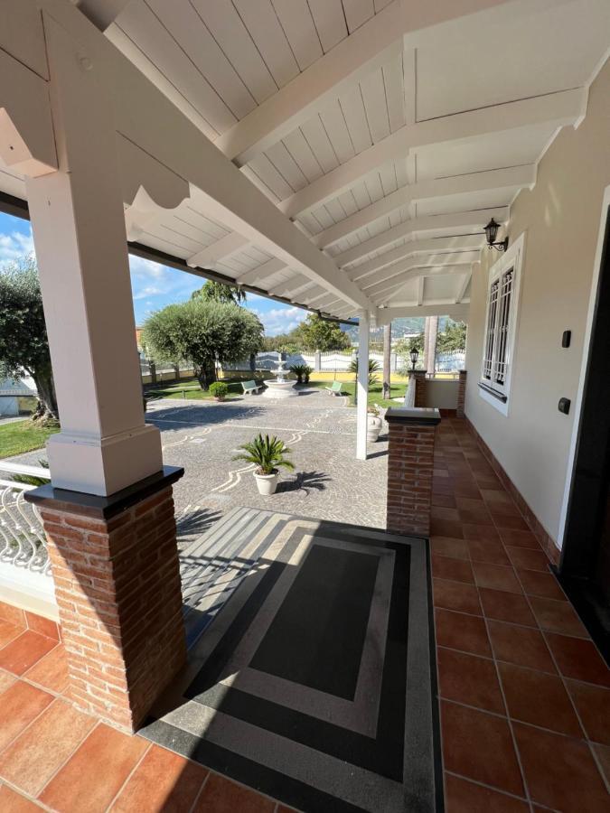 Villa Patricia'S House Striano Esterno foto